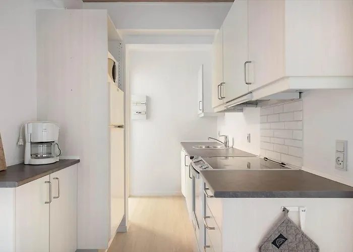 6627-allinge-strandgade-48-lejl-1 Apartamento *